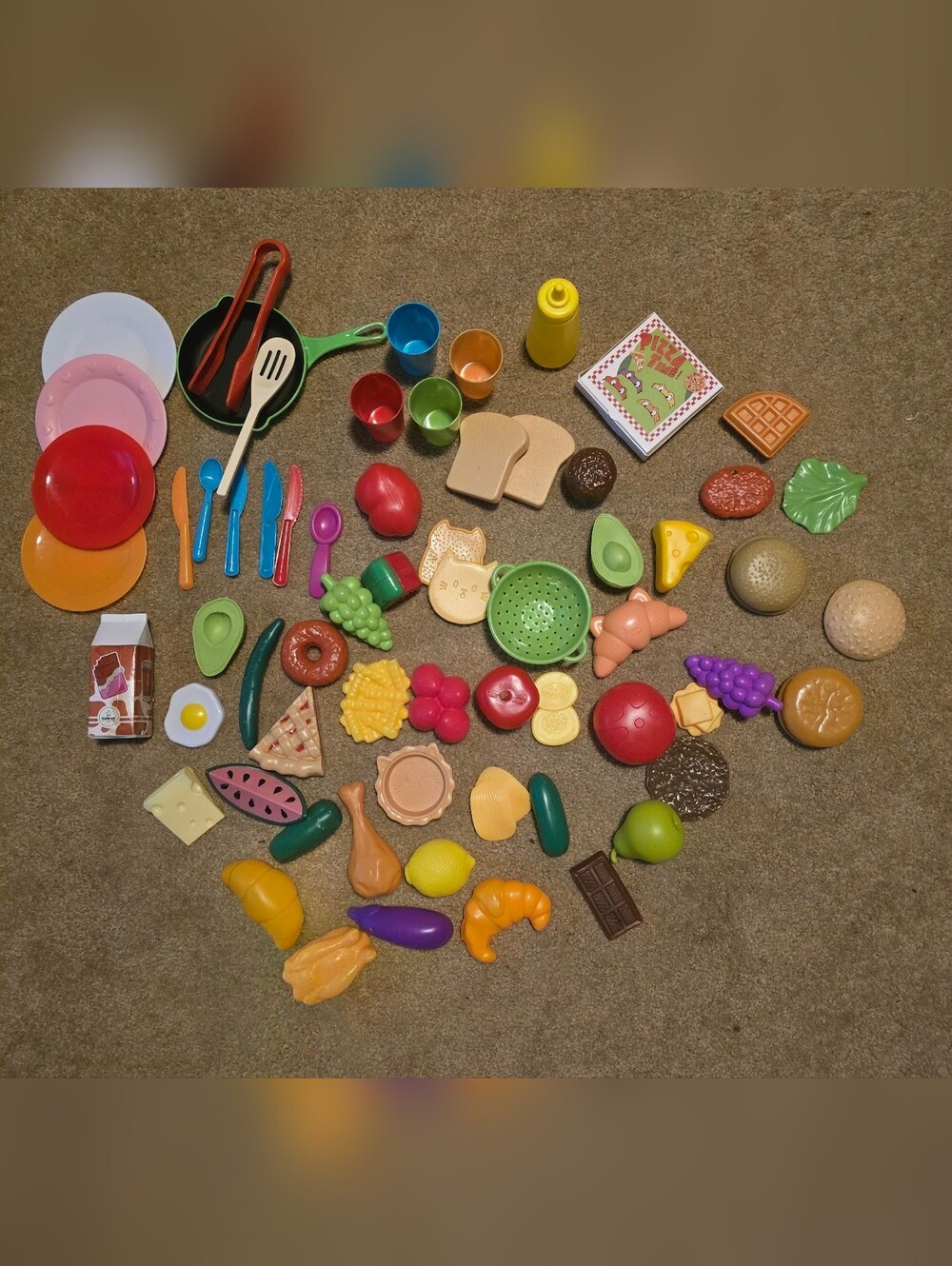 Kids Pretend Play Food Set - Multi-Color Toy Food Pieces